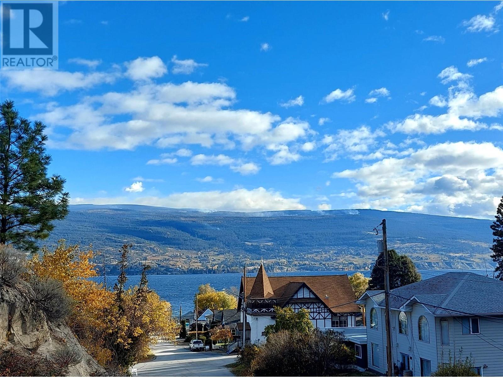 5706 Butler Street, Summerland