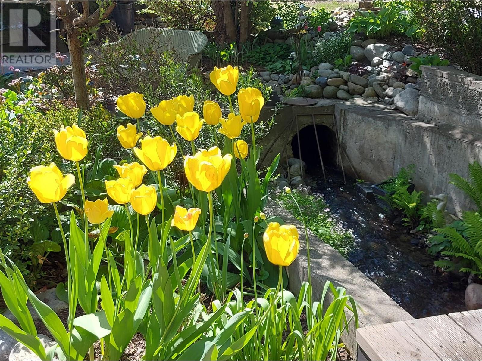 5706 Butler Street, Summerland