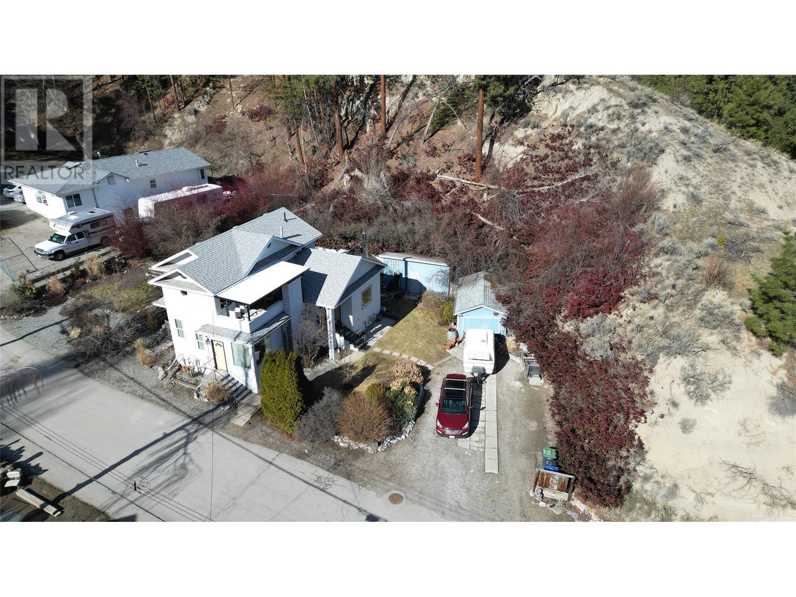 5706 Butler Street, Summerland