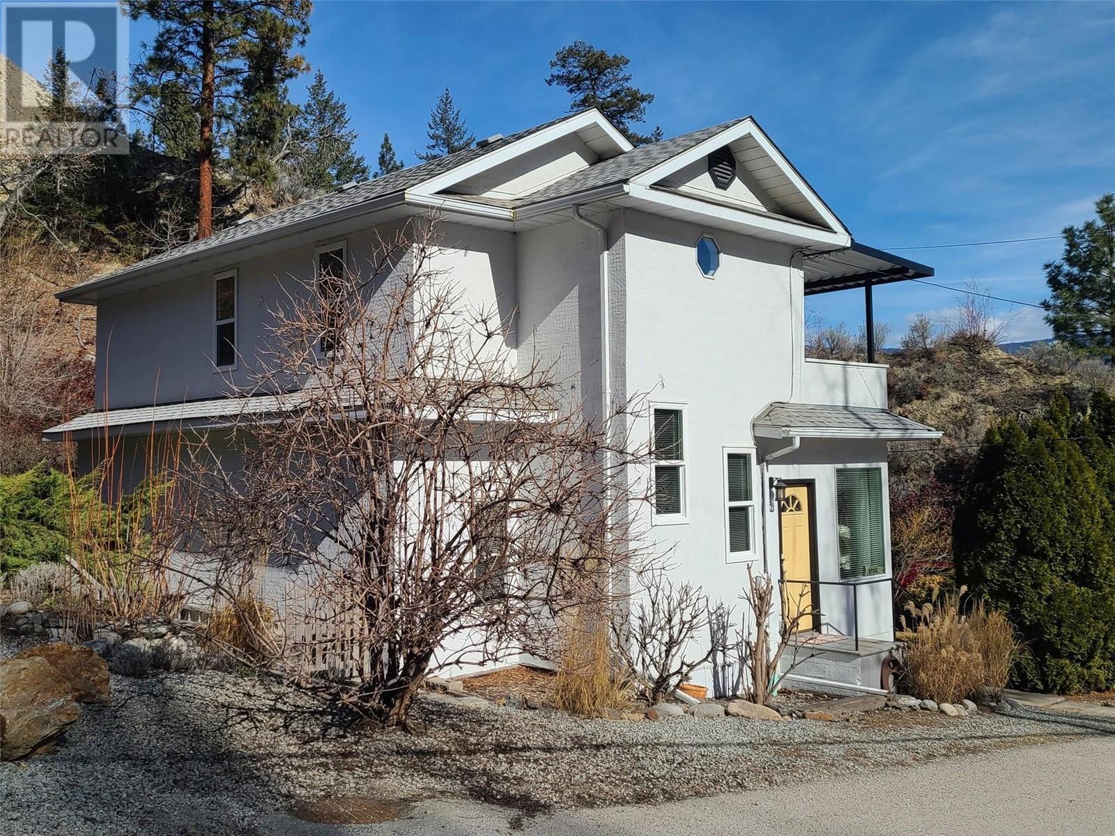 5706 Butler Street, Summerland