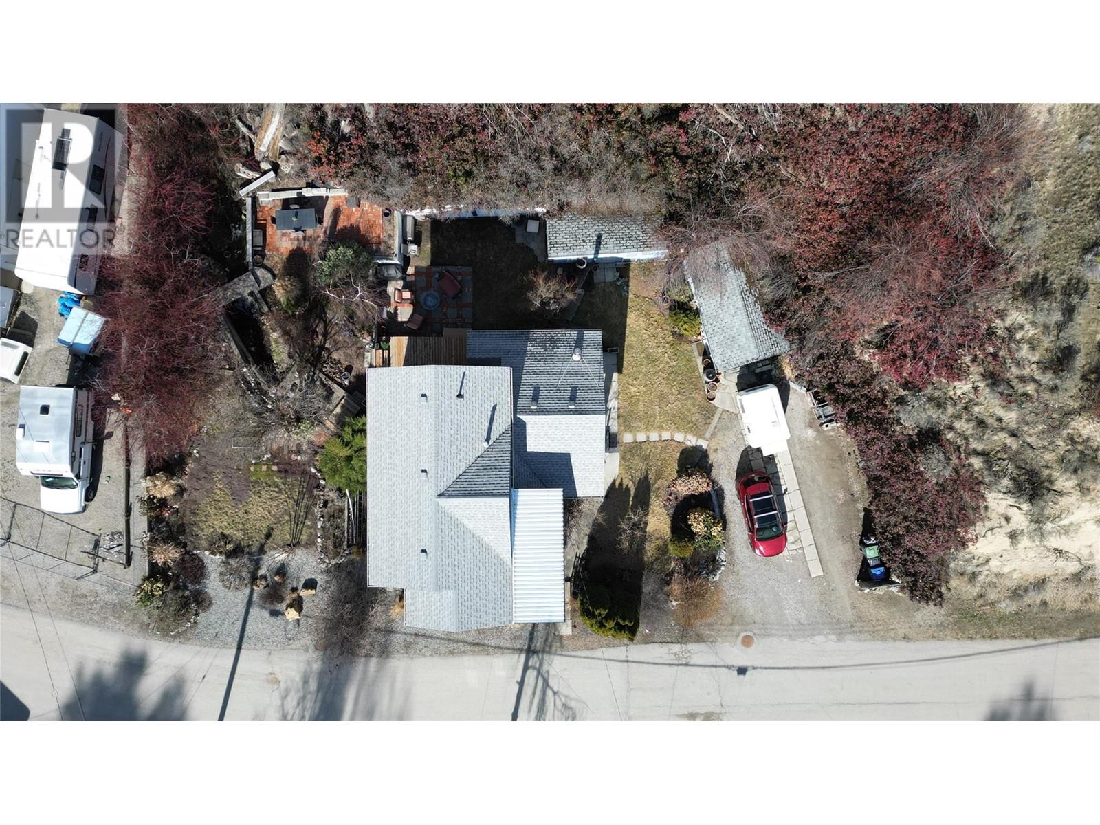 5706 Butler Street, Summerland