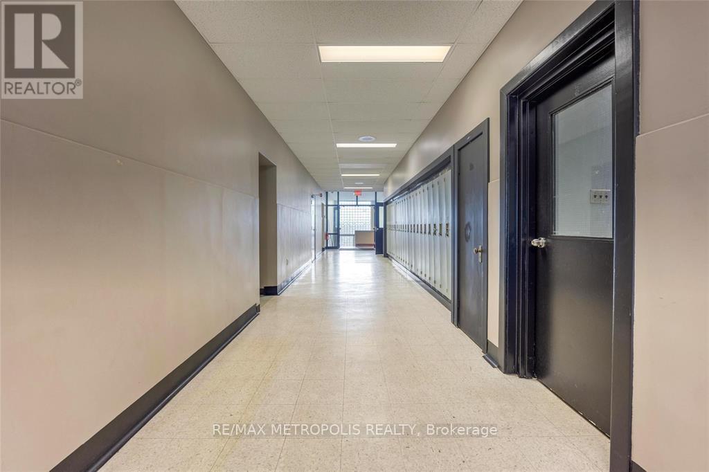 Photo 20 of B Upper 109 Durand Street, Sarnia ON