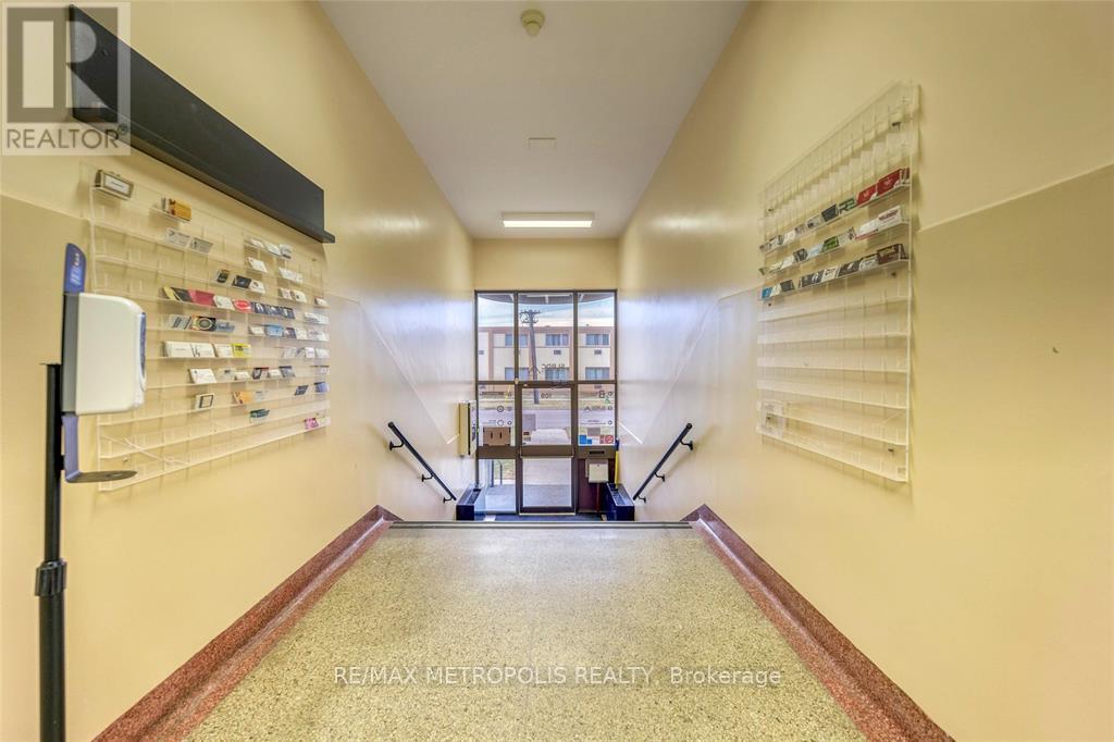 Photo 6 of B Upper 109 Durand Street, Sarnia ON