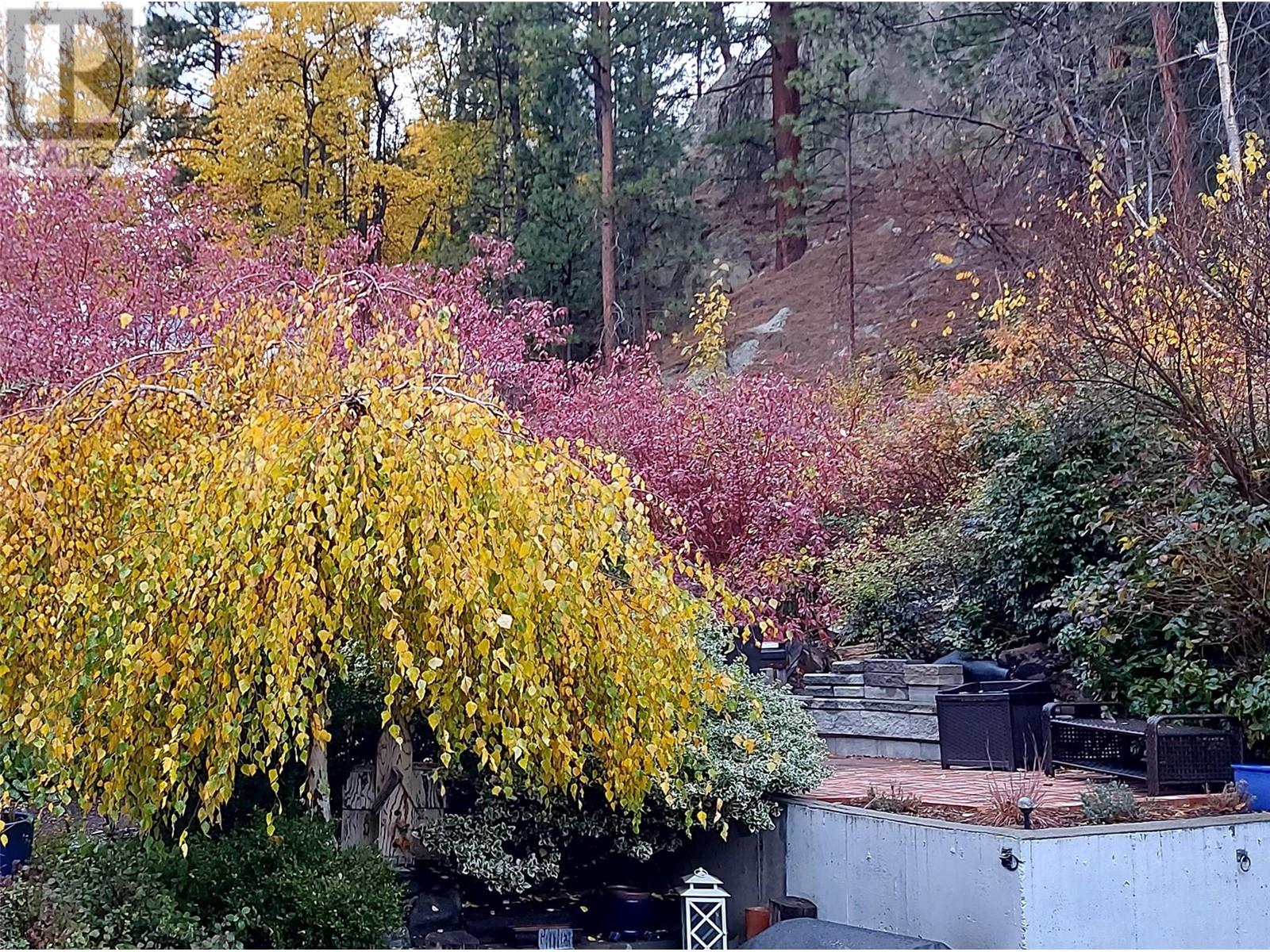 5706 Butler Street, Summerland