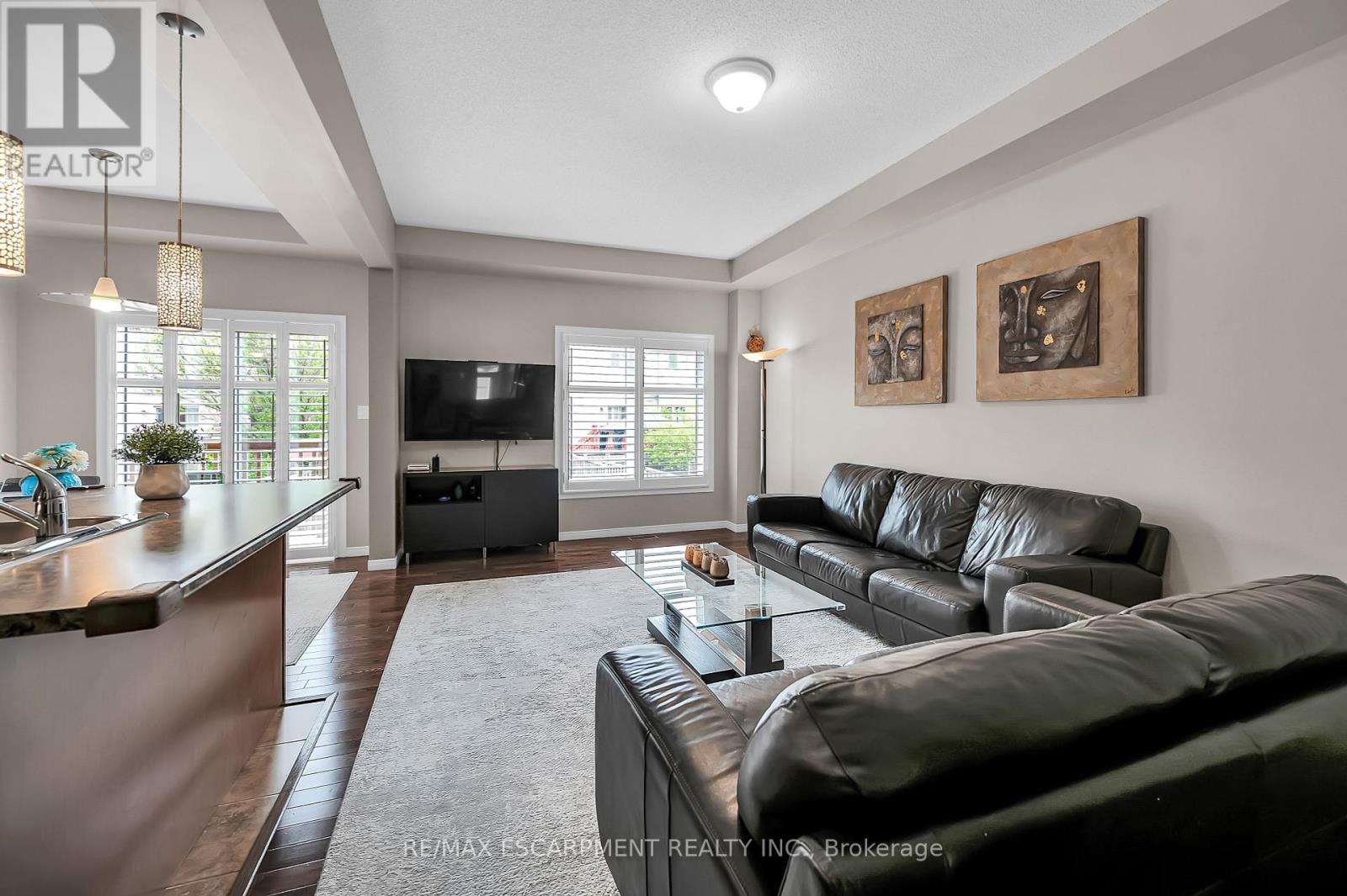 Photo 28 of 121 Bankfield Crescent, Hamilton ON