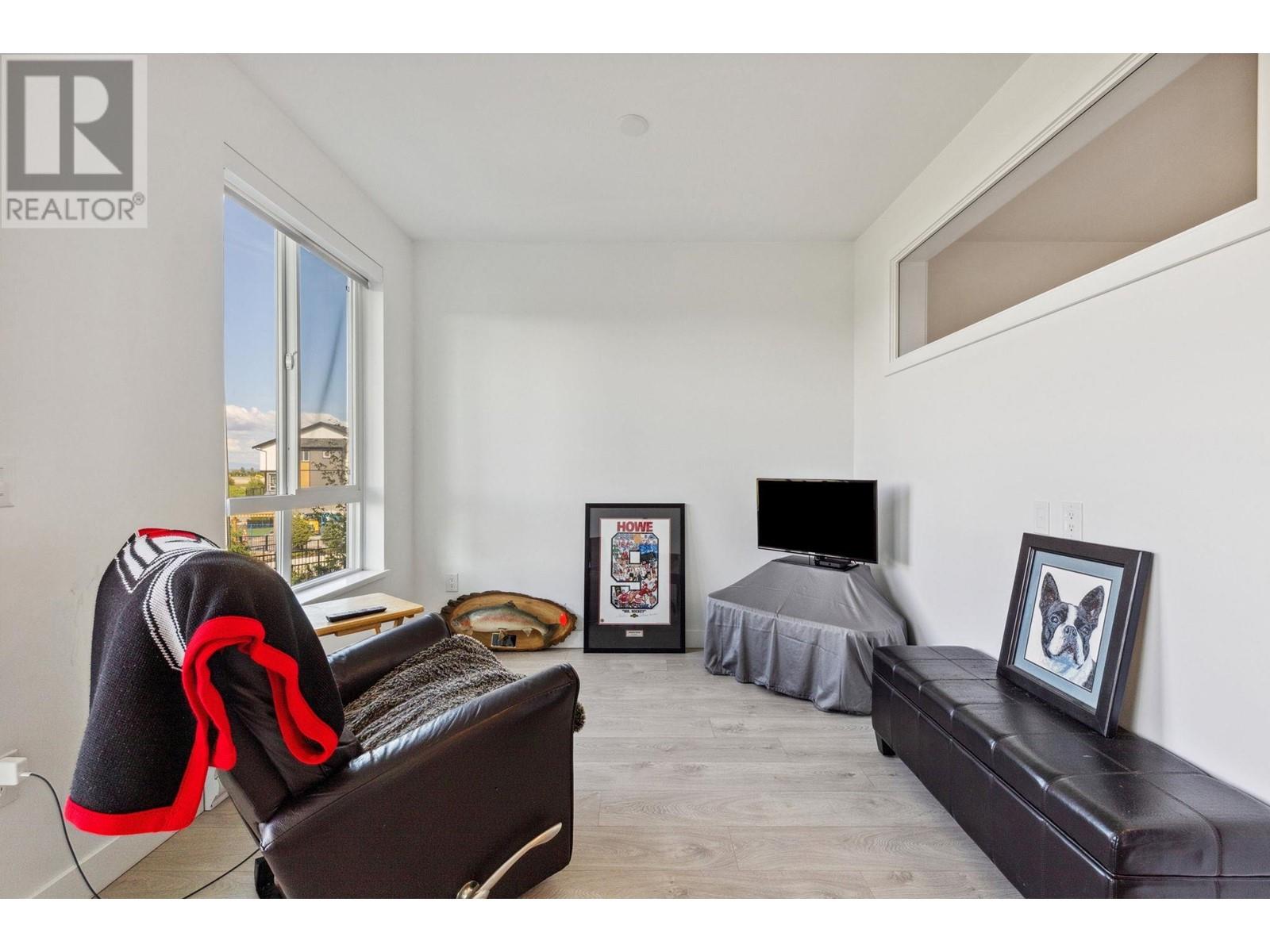Photo 1 of 203 2499 Rabbit Drive, Tsawwassen BC