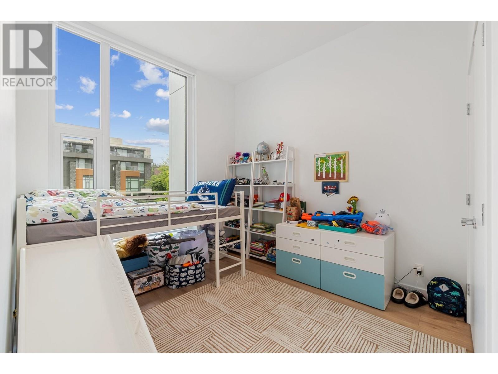Photo 8 of 103 1500 Fern Street, North Vancouver BC