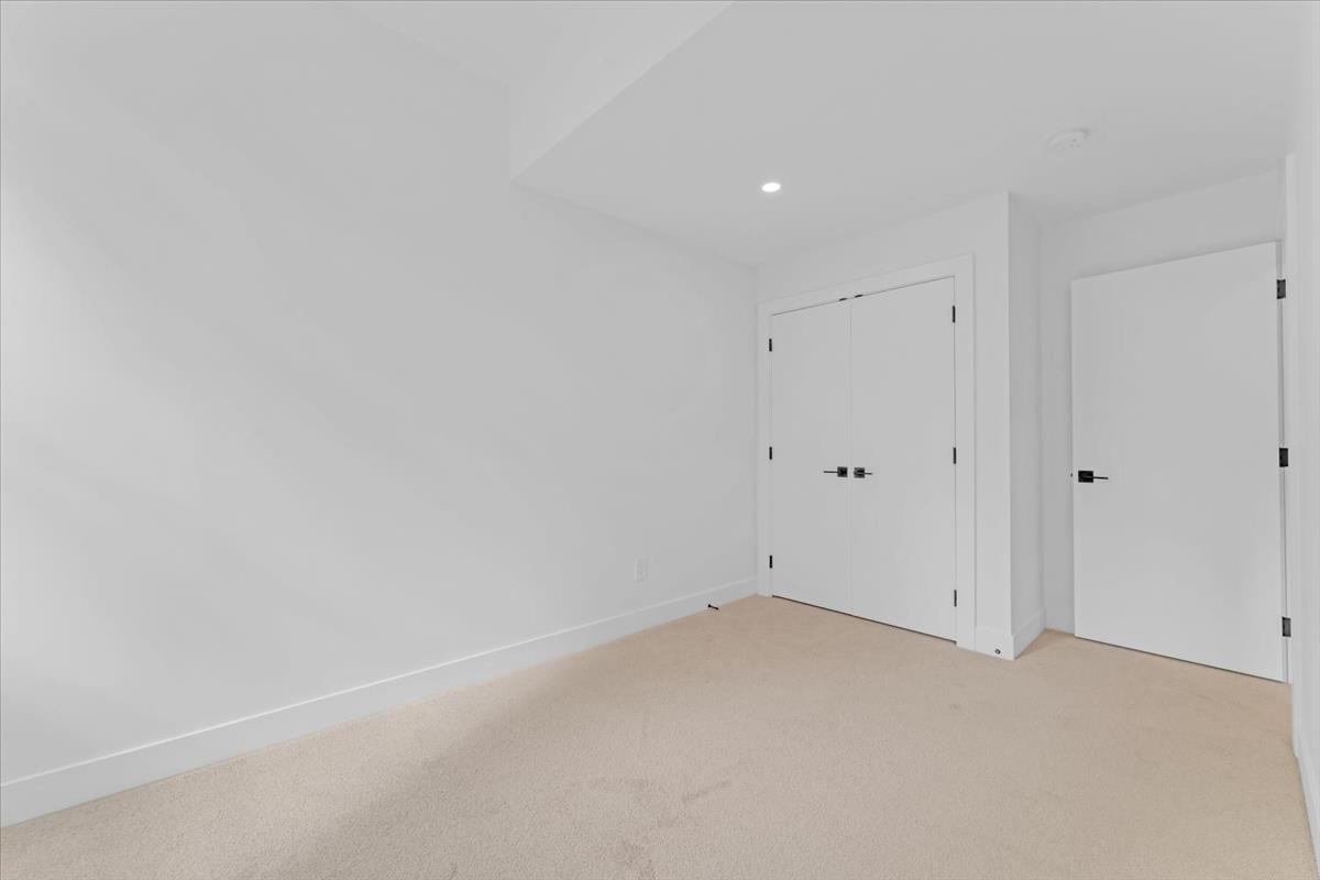 Photo 18 of 20487 74 B Avenue, Langley BC