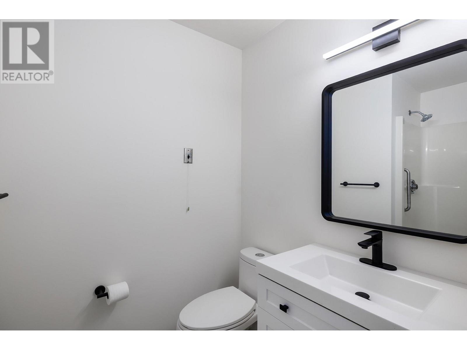 Photo 7 of 3157 Casorso Road Unit 317, Kelowna BC