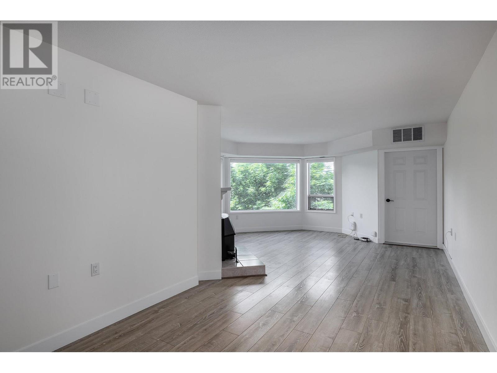Photo 1 of 3157 Casorso Road Unit 317, Kelowna BC