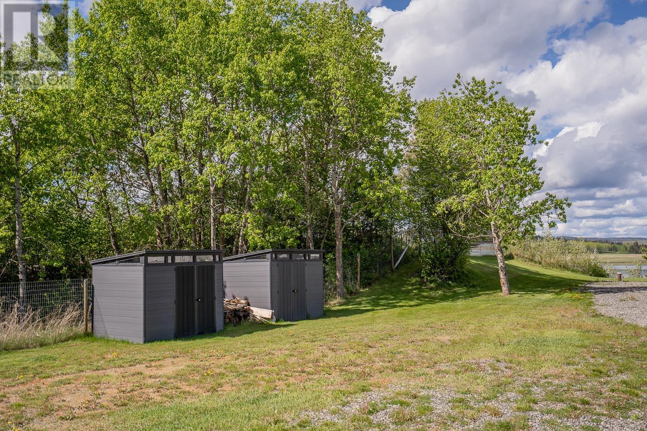 5452 CARLSON ROAD, 100 Mile House