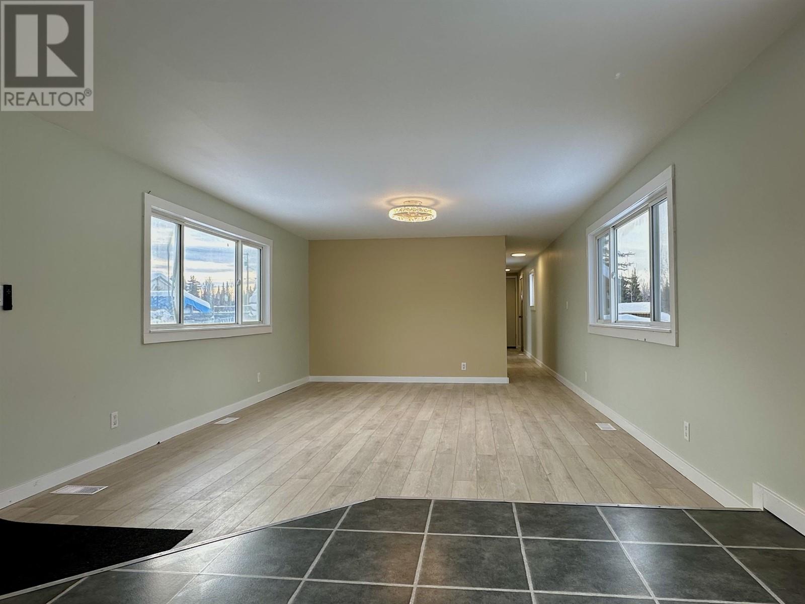 1 2963 KLAHANNIE DRIVE, Fort Nelson