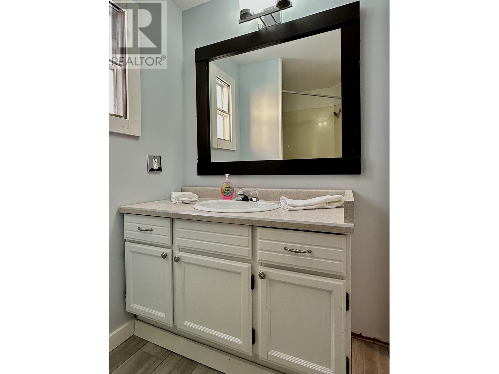 1 2963 KLAHANNIE DRIVE, Fort Nelson