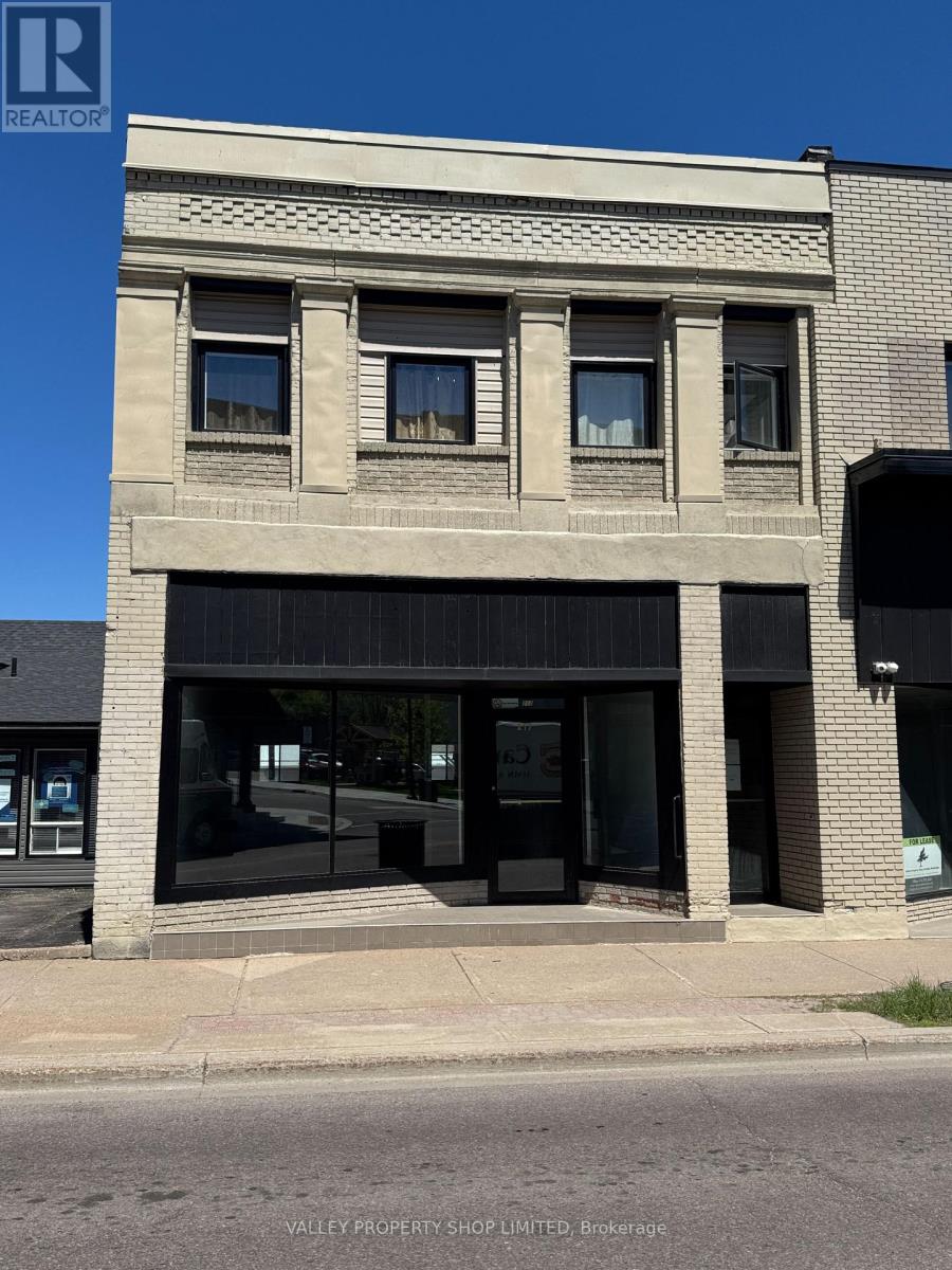 Photo 1 of 217 Pembroke Street W, Pembroke ON