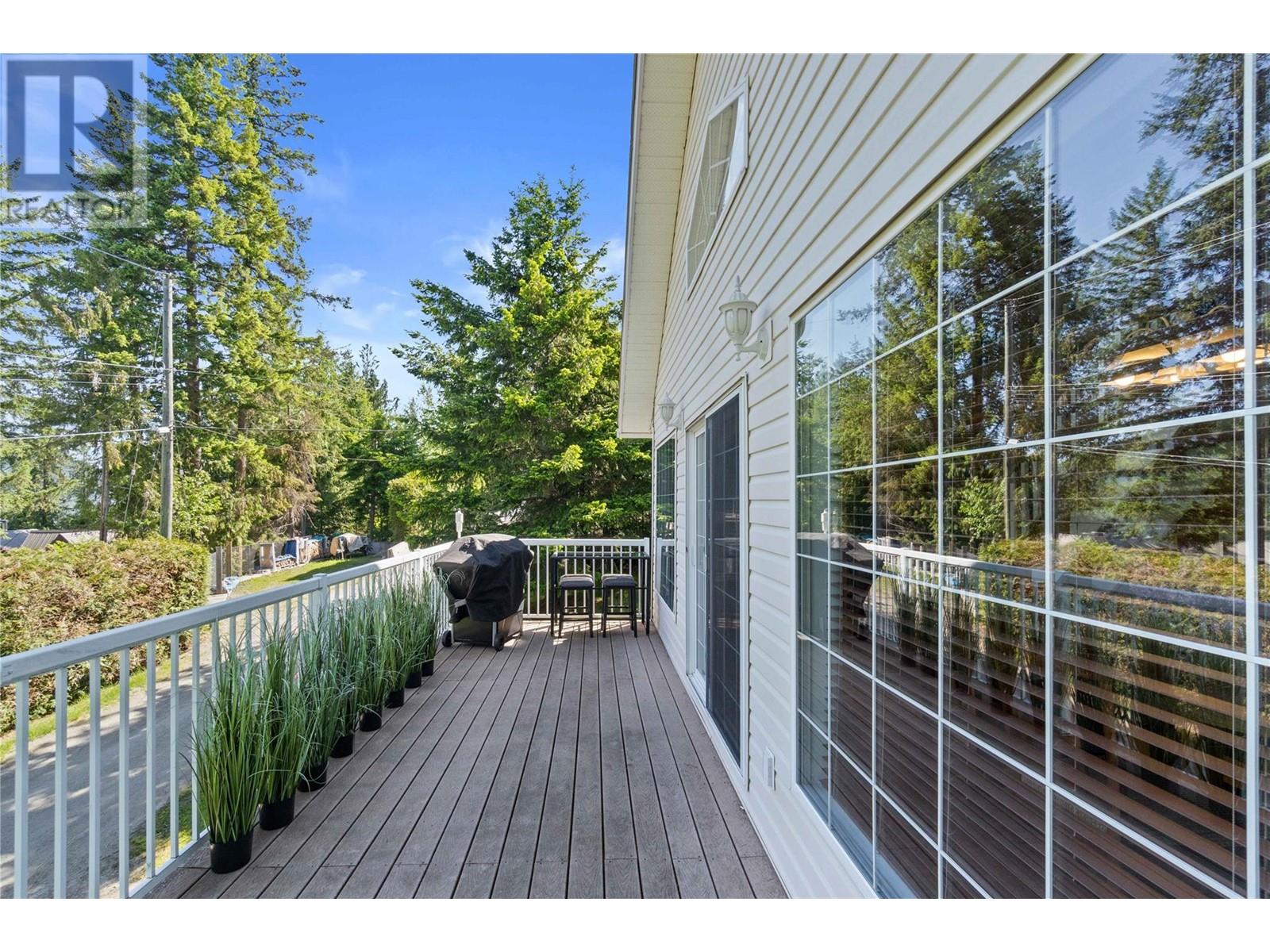 6300 Armstrong Road Unit# 36, Eagle Bay