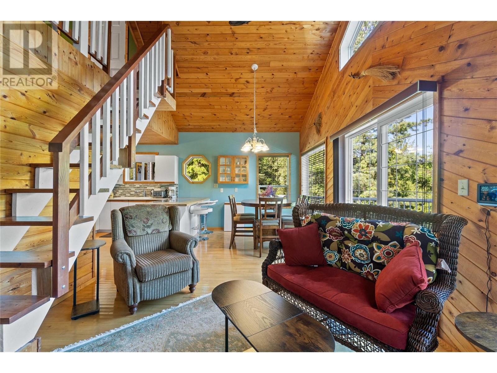 6300 Armstrong Road Unit# 36, Eagle Bay
