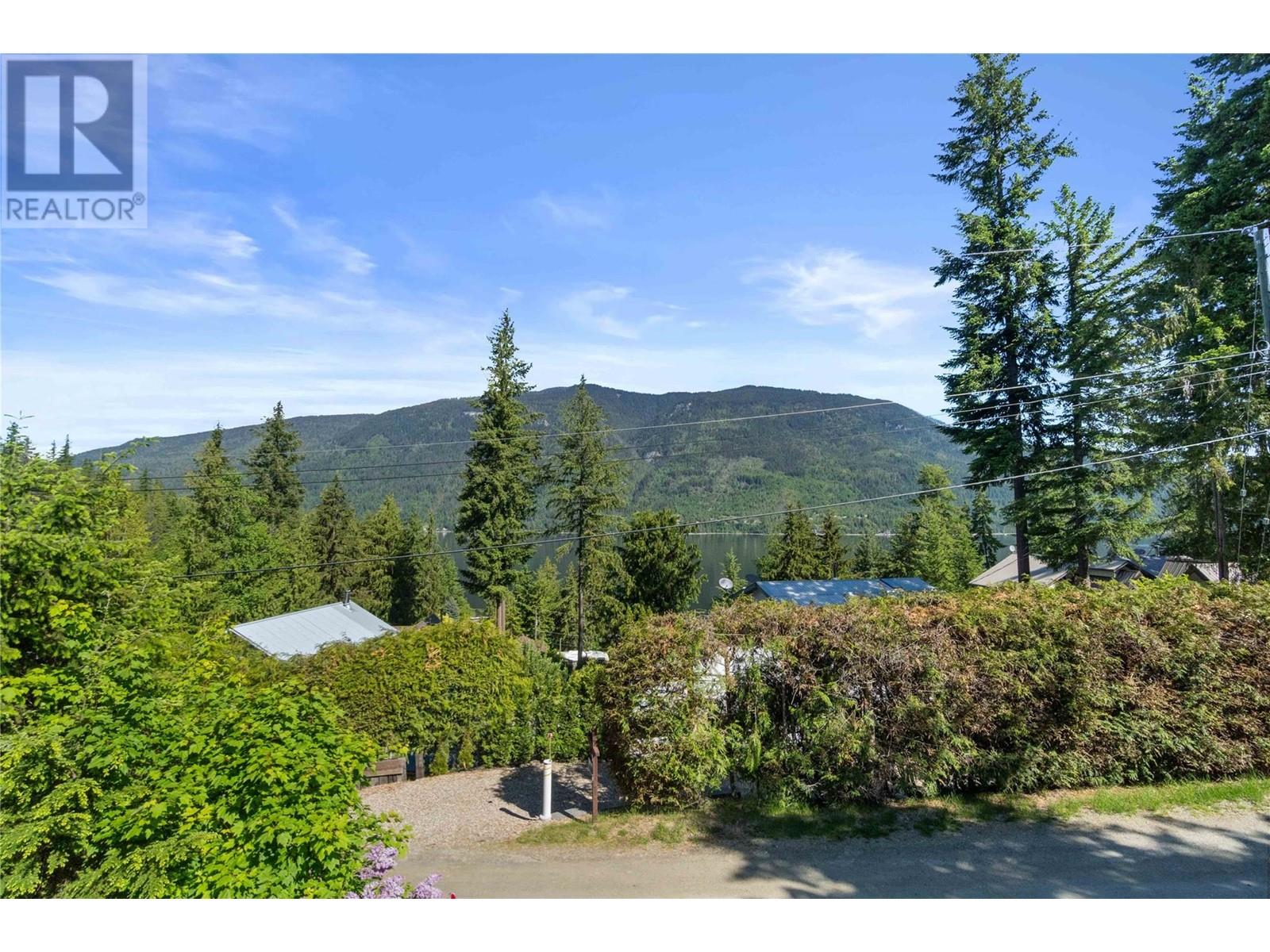 6300 Armstrong Road Unit# 36, Eagle Bay