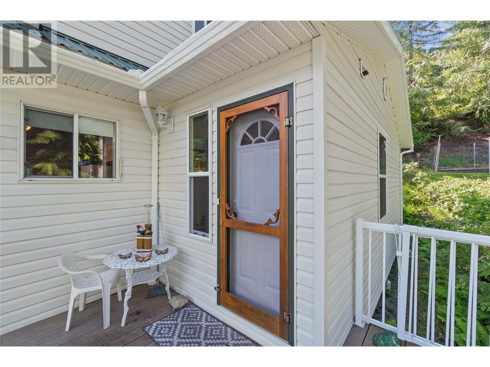 6300 Armstrong Road Unit# 36, Eagle Bay