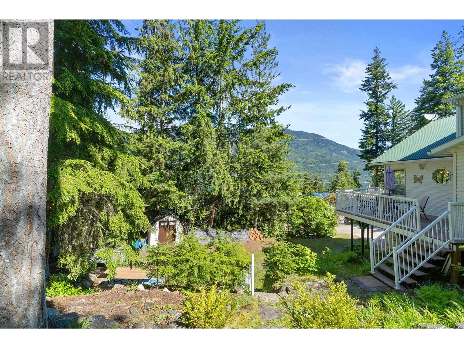 6300 Armstrong Road Unit# 36, Eagle Bay
