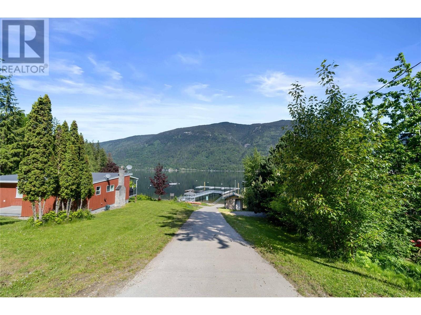 36 6300 Armstrong Road, Eagle Bay