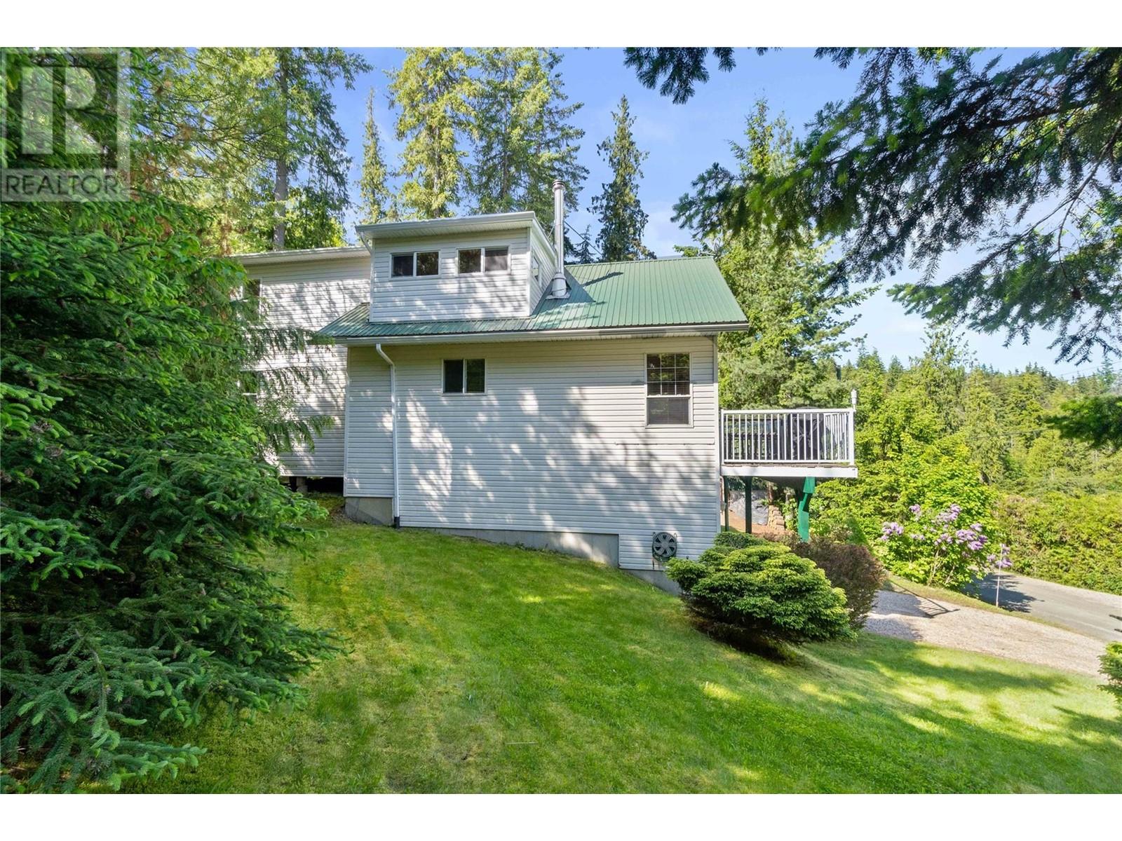 6300 Armstrong Road Unit# 36, Eagle Bay