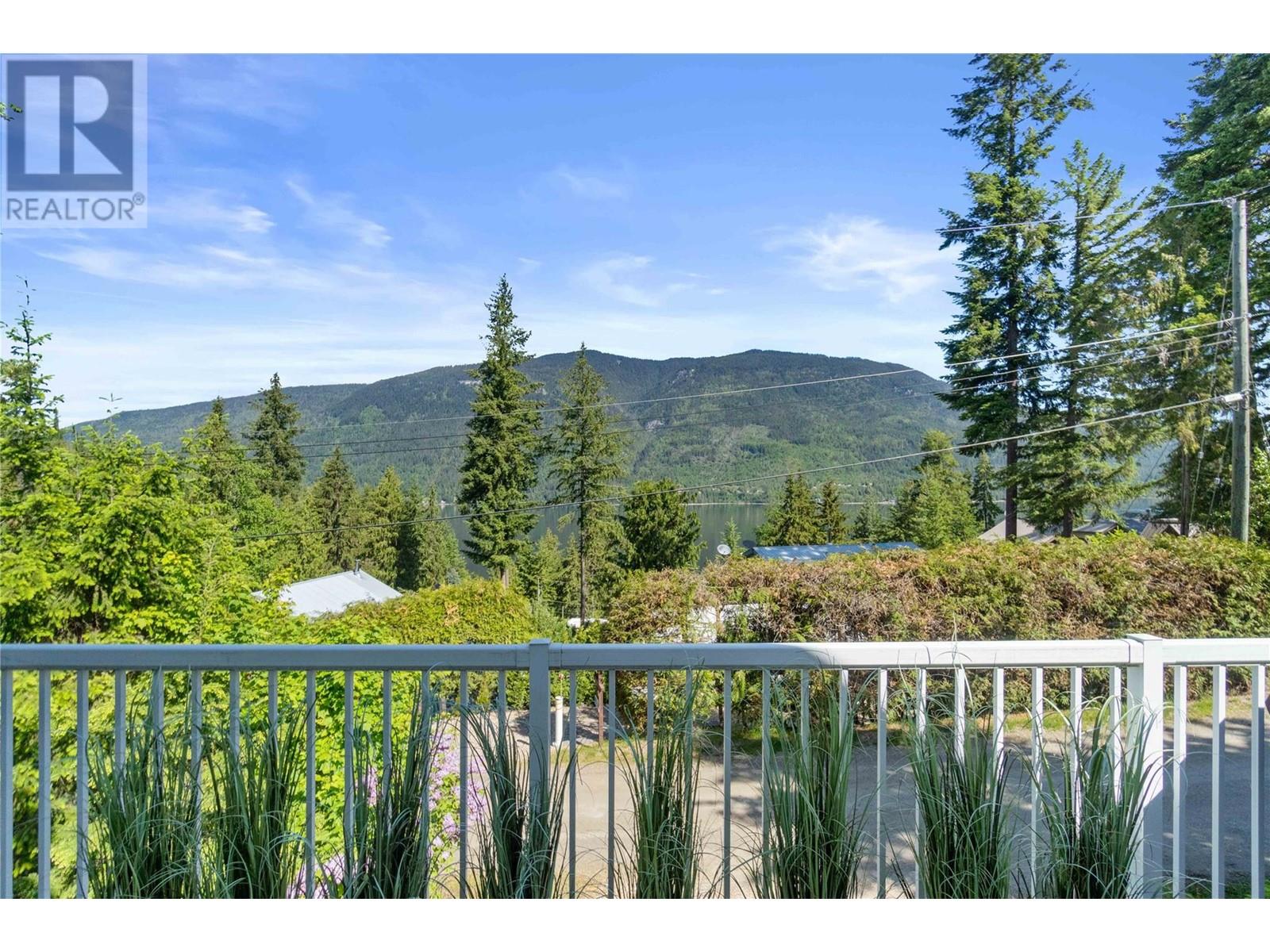 6300 Armstrong Road Unit# 36, Eagle Bay