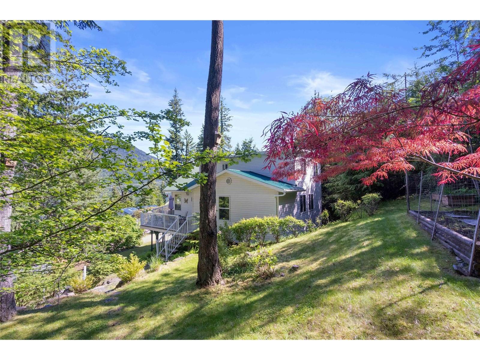 6300 Armstrong Road Unit# 36, Eagle Bay