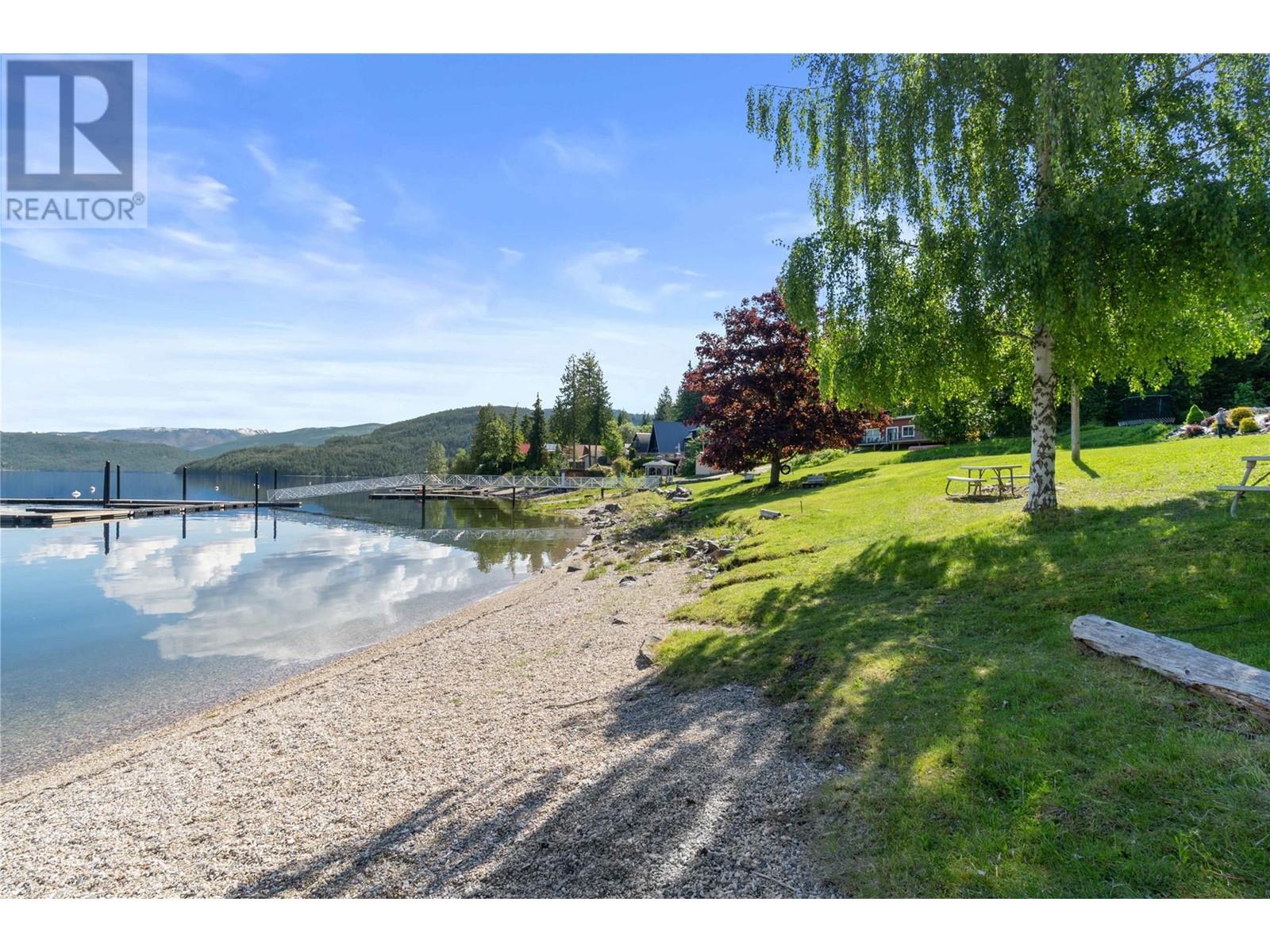 6300 Armstrong Road Unit# 36, Eagle Bay