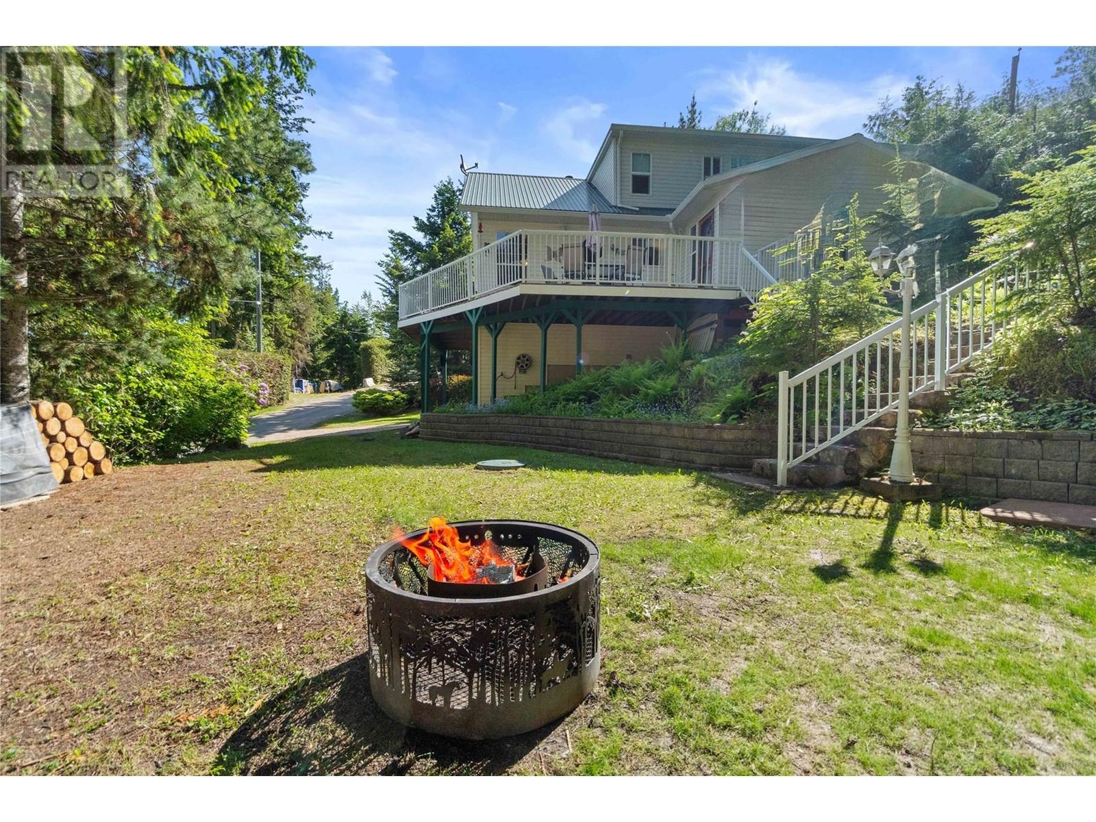 6300 Armstrong Road Unit# 36, Eagle Bay