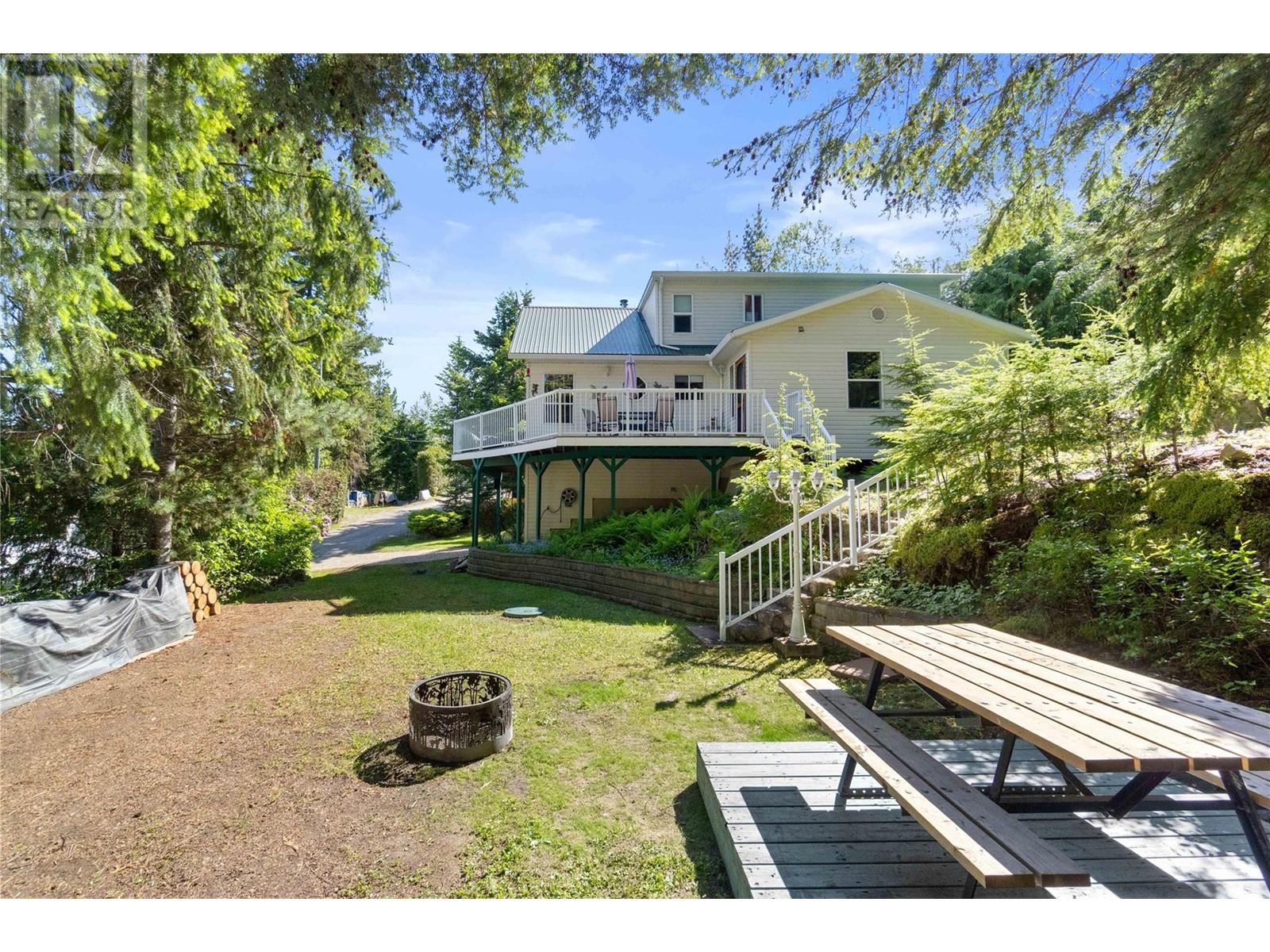 6300 Armstrong Road Unit# 36, Eagle Bay
