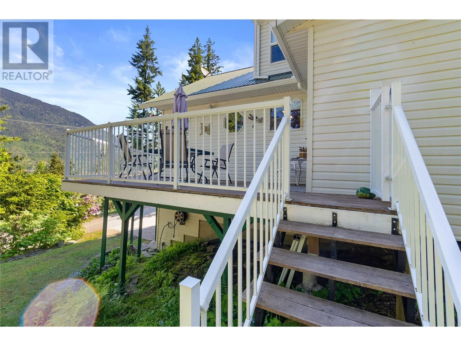 6300 Armstrong Road Unit# 36, Eagle Bay