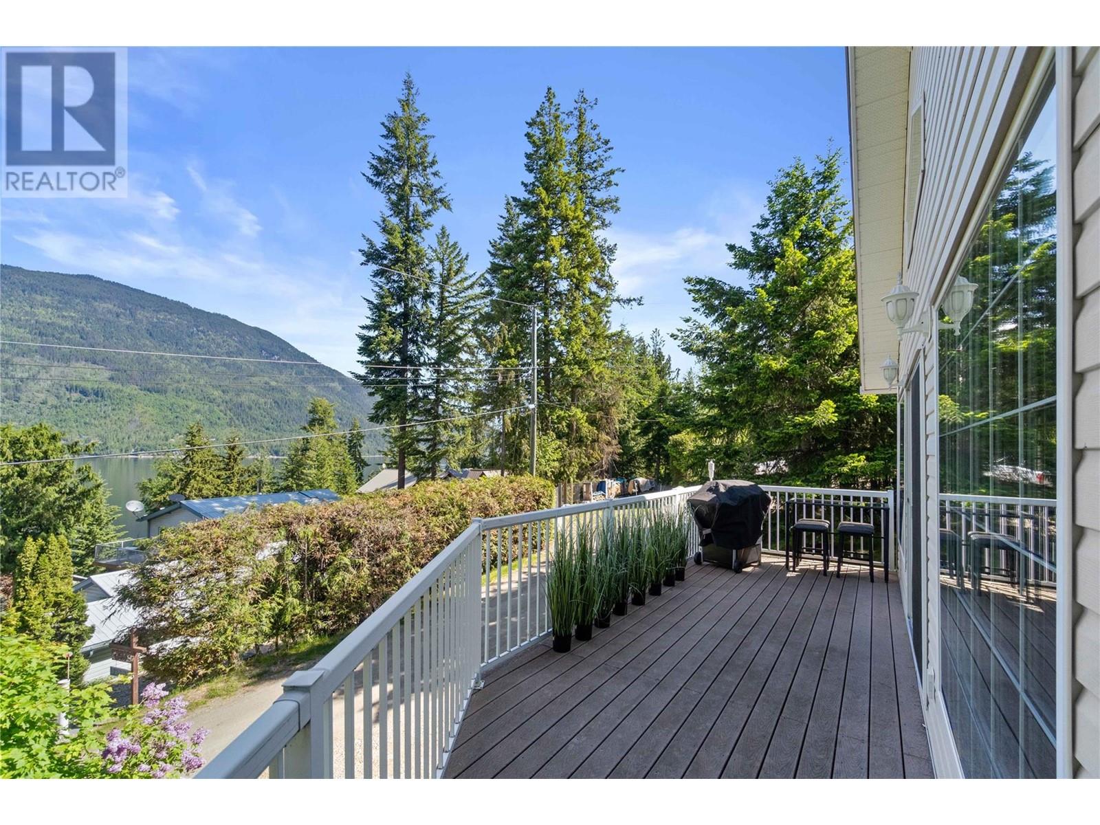 6300 Armstrong Road Unit# 36, Eagle Bay