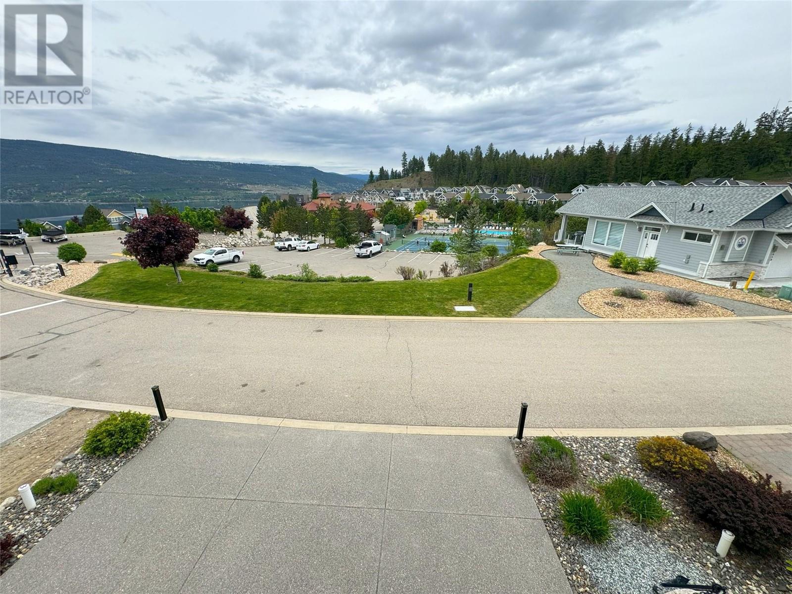  6862 Madrid Way, Kelowna