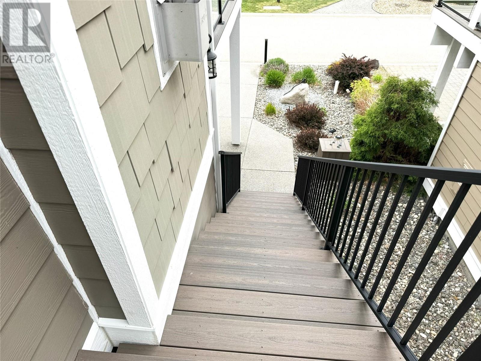  6862 Madrid Way, Kelowna