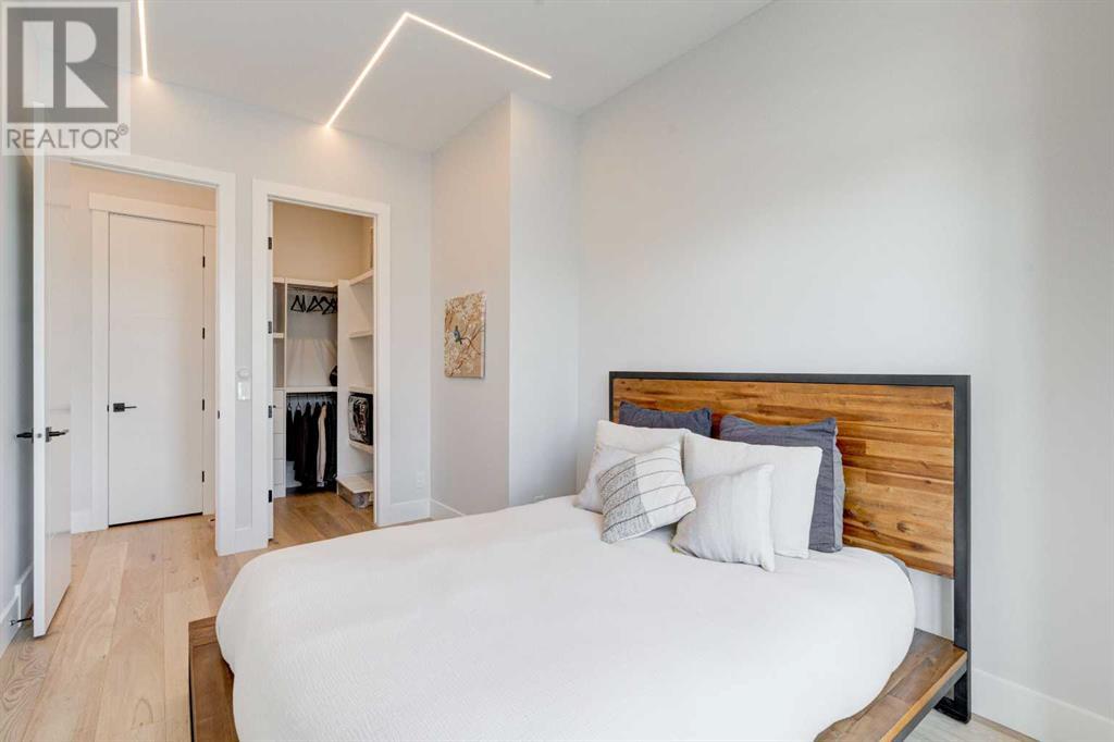 Single Family House for Sale in   Street SW Upper Mount Royal Calgary 