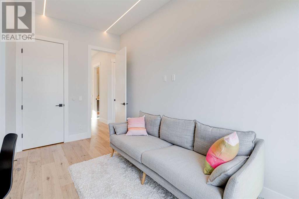 Single Family House for Sale in   Street SW Upper Mount Royal Calgary 