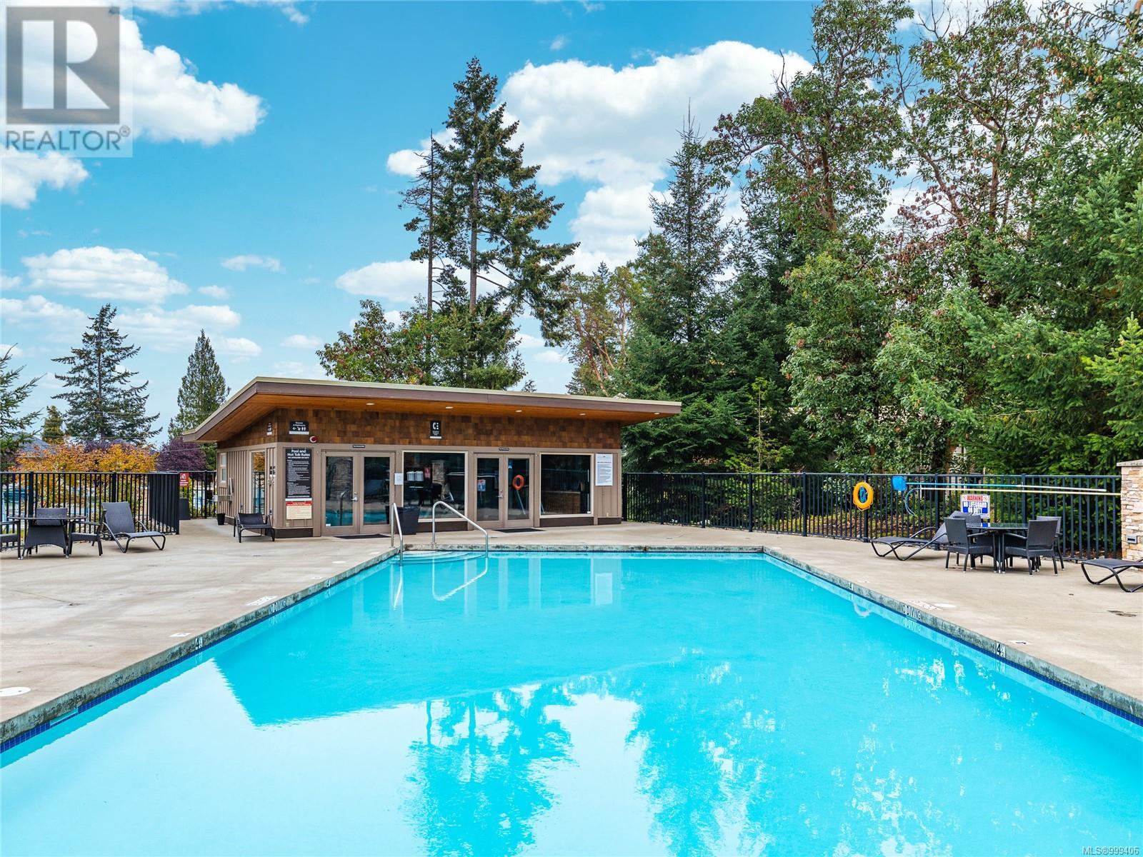 223 1175 Resort Dr, Parksville real estate listing 999406