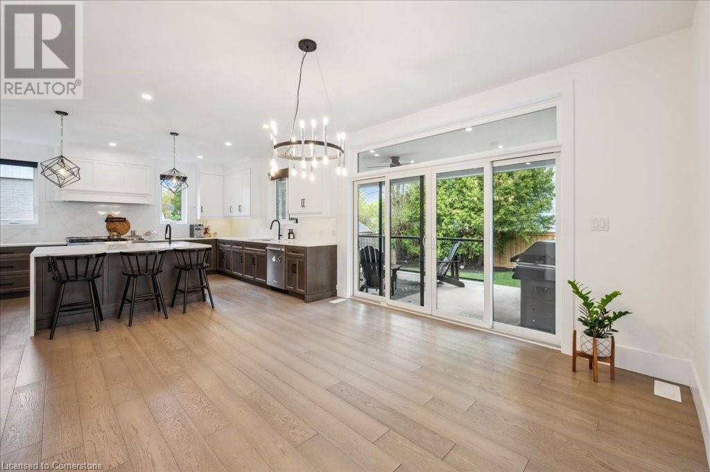 Photo 10 of 817 King Road, Burlington ON