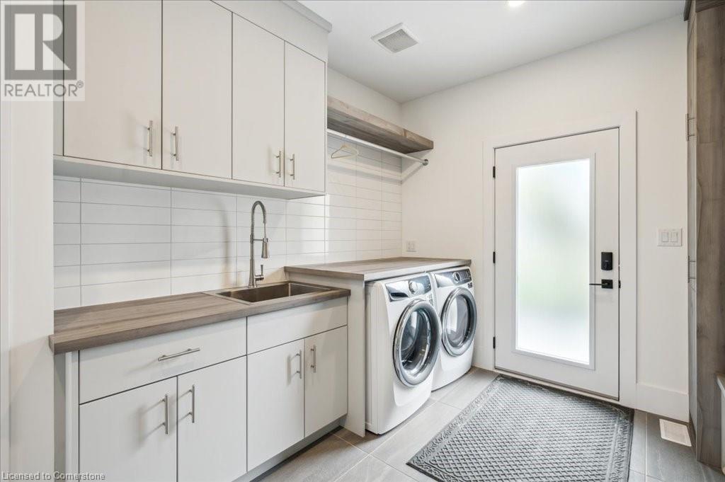 Photo 25 of 817 King Road, Burlington ON