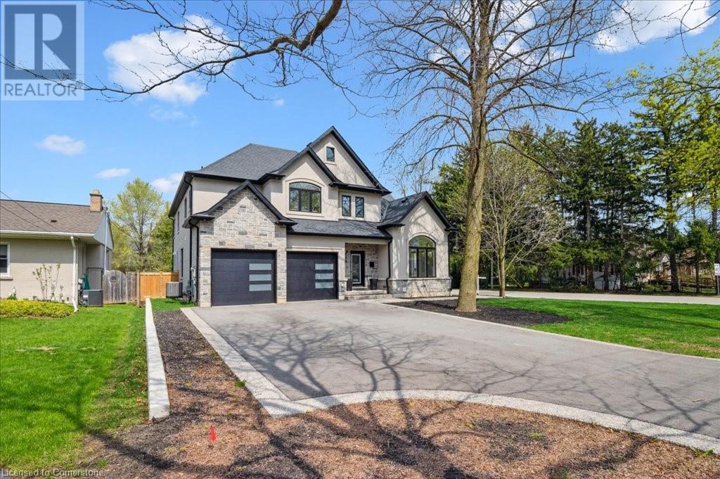 Photo 4 of 817 King Road, Burlington ON