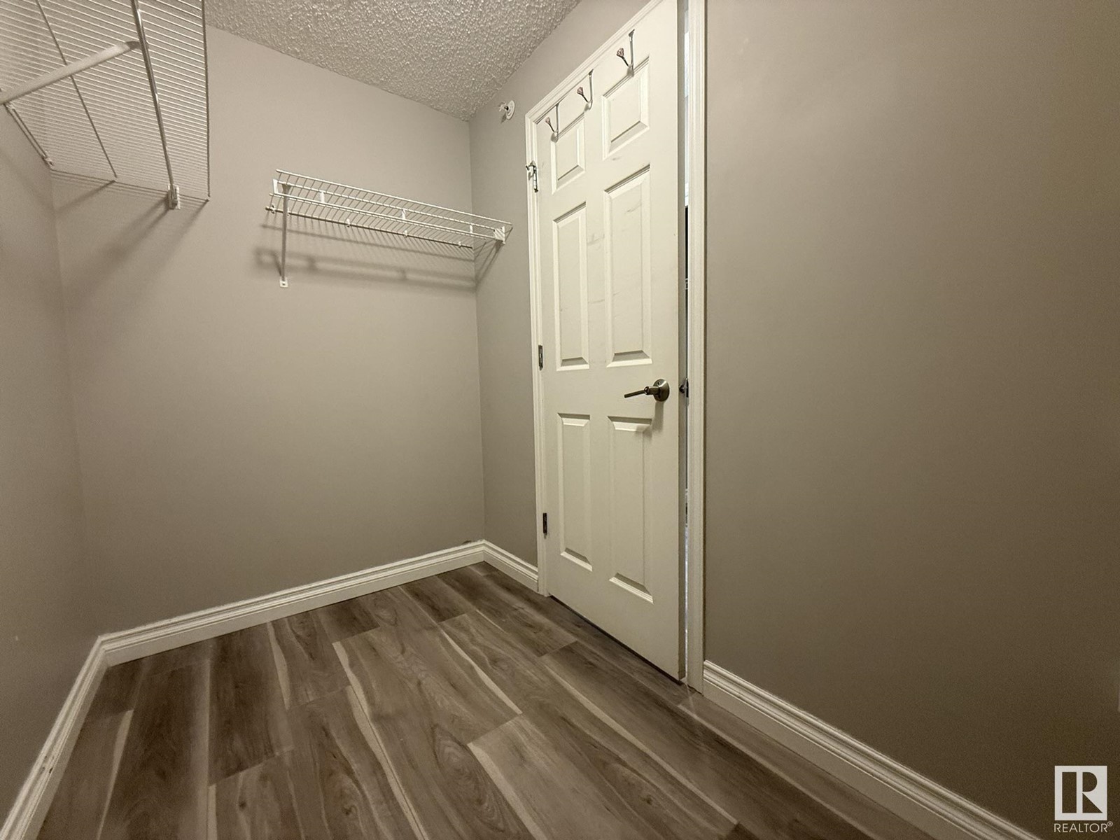 Photo 14 of 304 9803 96 A St Nw, Edmonton AB