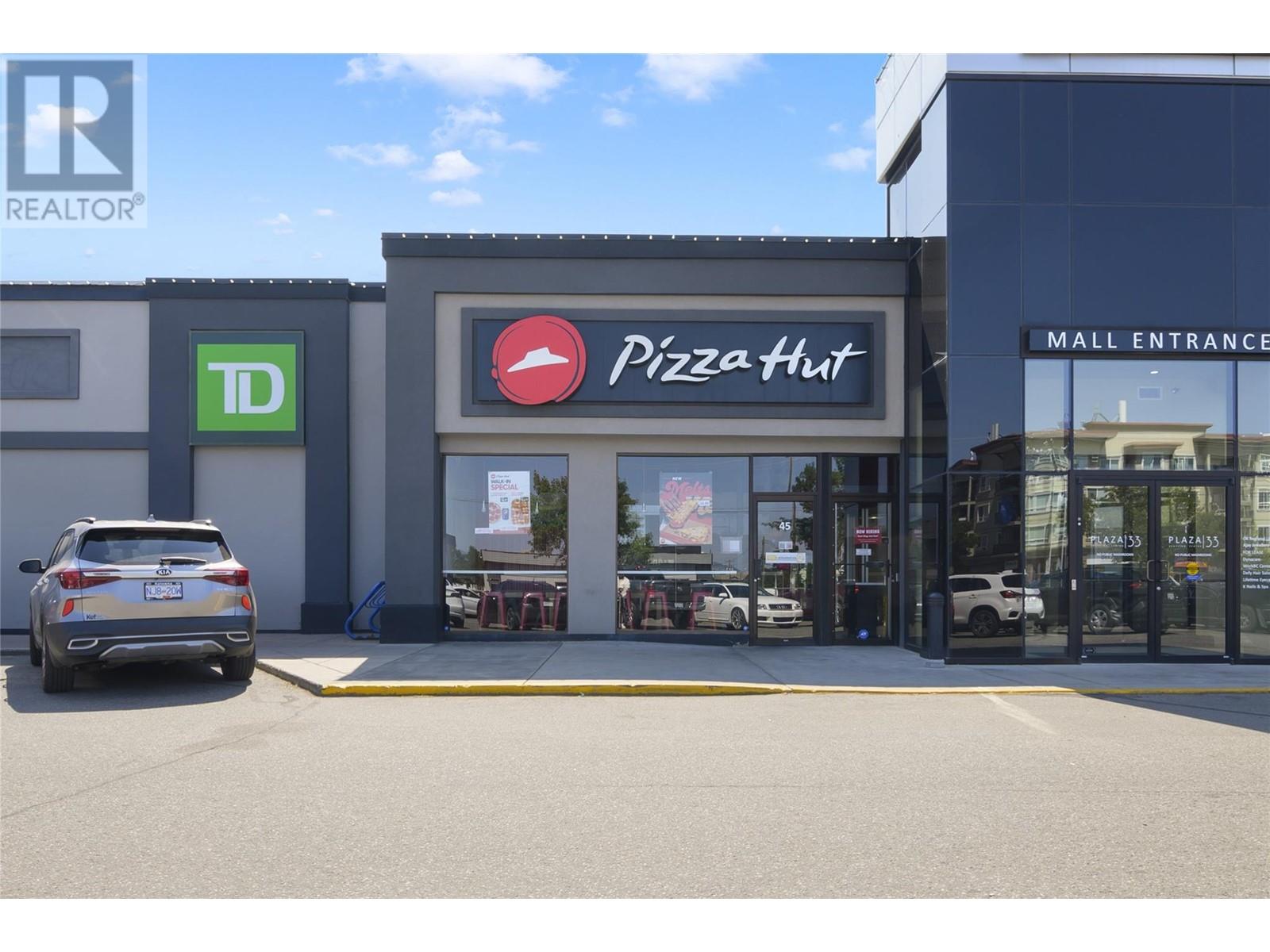 195 & 301 33 Highway West, Kelowna