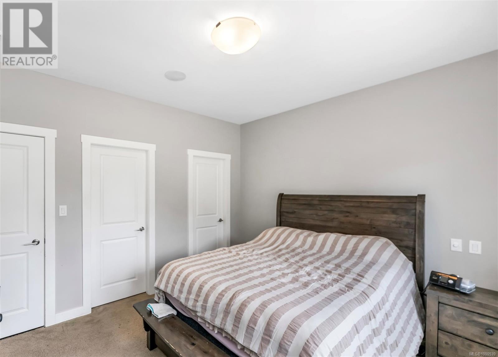 1318 Bombardier Cres, Langford