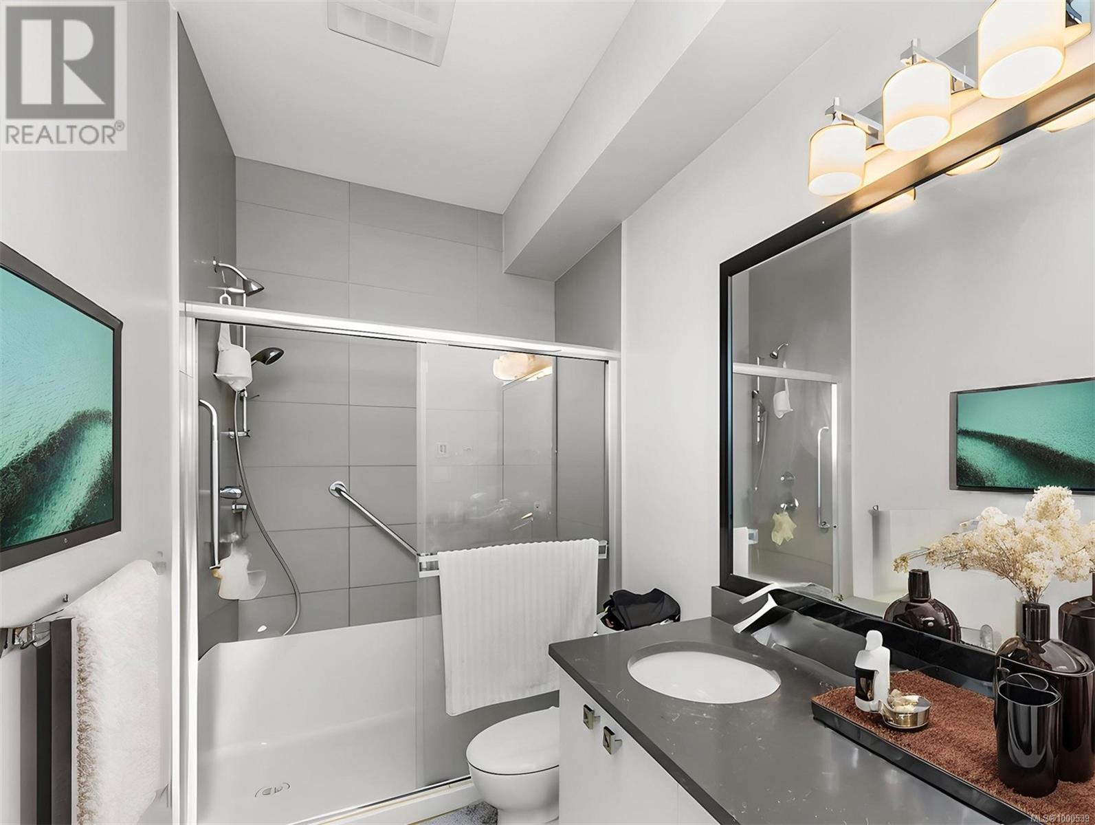1318 Bombardier Cres, Langford