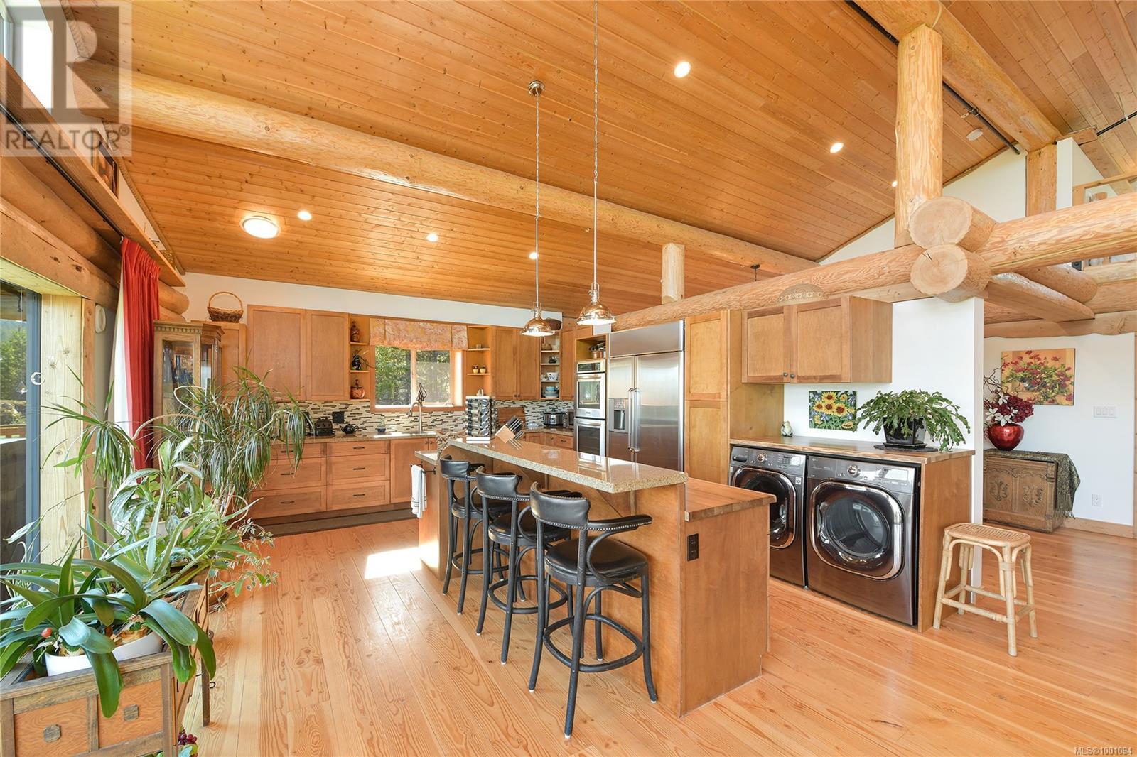  4250 GOLDSTREAM HEIGHTS Drive, Malahat