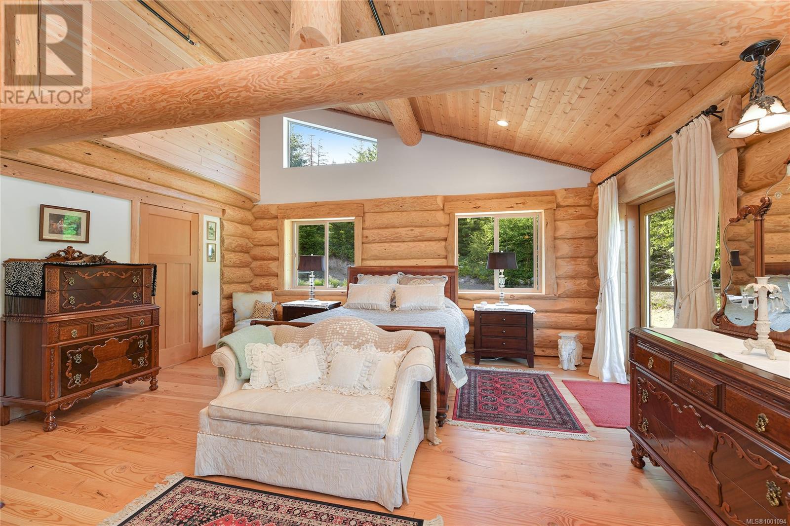  4250 GOLDSTREAM HEIGHTS Drive, Malahat
