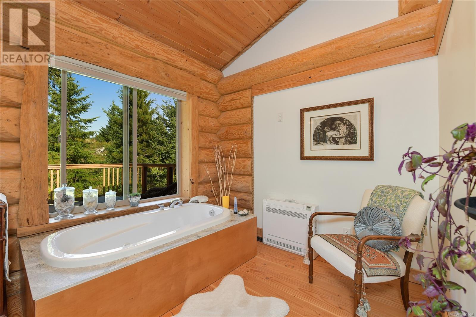  4250 GOLDSTREAM HEIGHTS Drive, Malahat