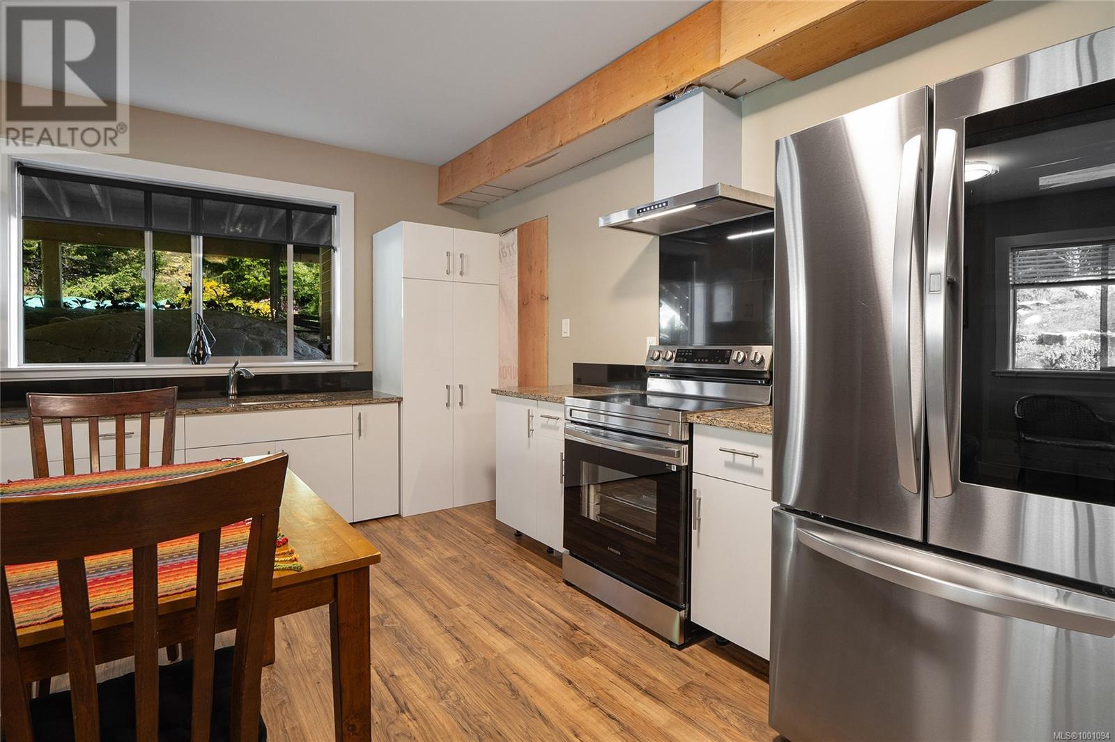  4250 GOLDSTREAM HEIGHTS Drive, Malahat