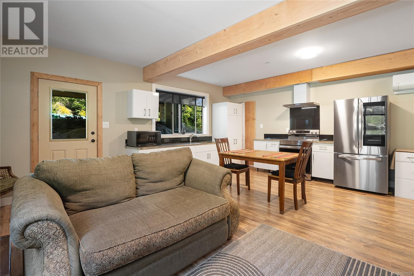  4250 GOLDSTREAM HEIGHTS Drive, Malahat