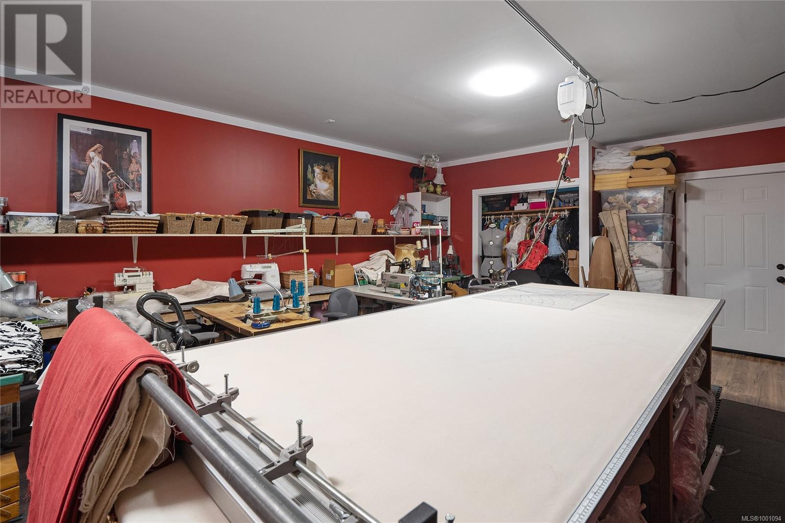  4250 GOLDSTREAM HEIGHTS Drive, Malahat